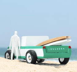 Dřevěné auto CANDYLAB Longhorn Green | Stylové doplňky pro děti a ženy | Lavly.cz