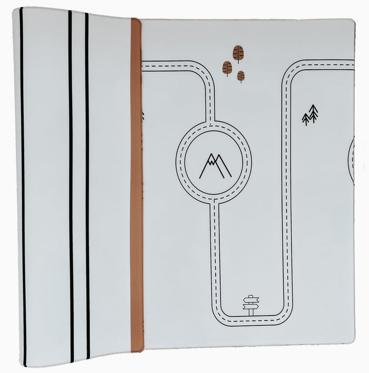 Hrací podložka LITTLE BOT Country Road Nordic + Stripe | Stylové doplňky pro děti a ženy | Lavly.cz