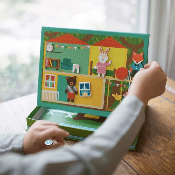 Magnetická tabulka s magnety PETIT COLLAGE Zvířátka | Stylové doplňky pro děti a ženy | Lavly.cz