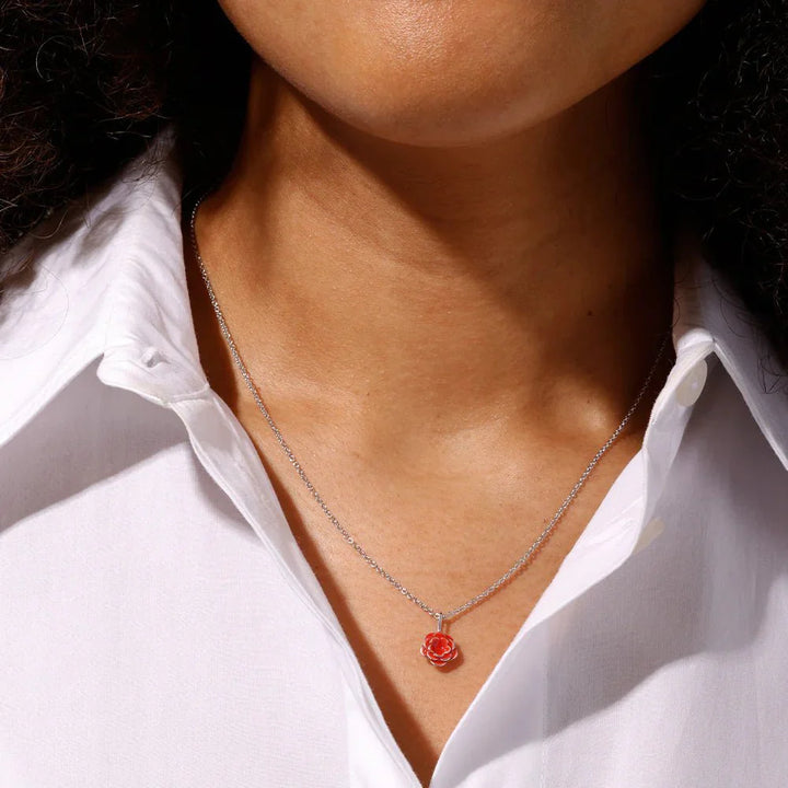 Přívěsek DESIGN LETTERS Darling Charm Rosette Stříbro | Lavly.cz