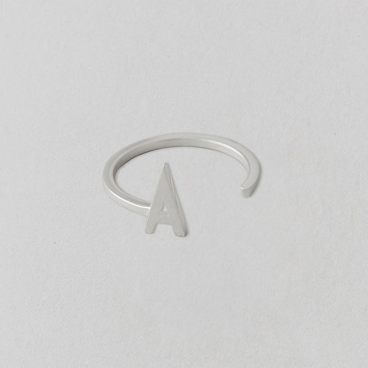 Stříbrný prsten Písmeno A - Z - DESIGN LETTERS | Stylové doplňky pro děti a ženy | Lavly.cz